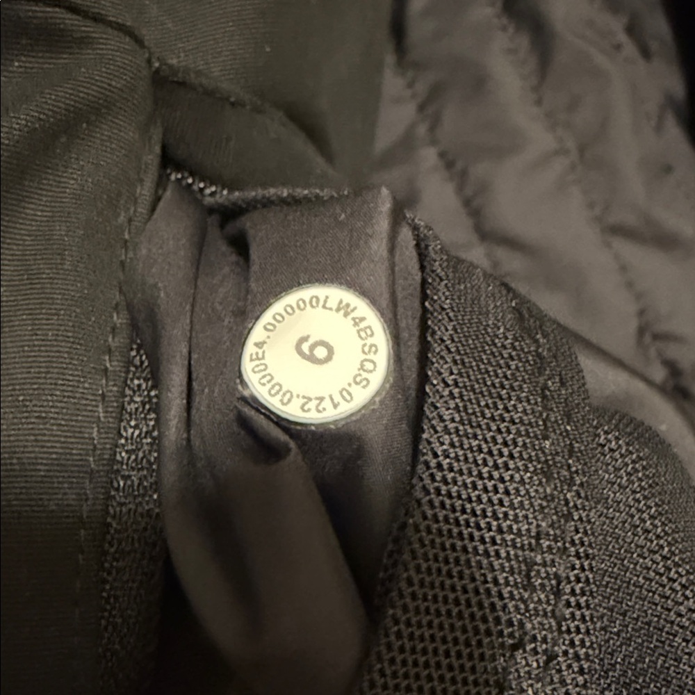 Lululemon Non-Stop Cotton Bomber Jacket
Black 6 - Picture 5 of 13